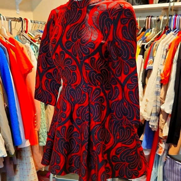 Elegant Red and Black Patterned Dress.. - Picture 2 of 3